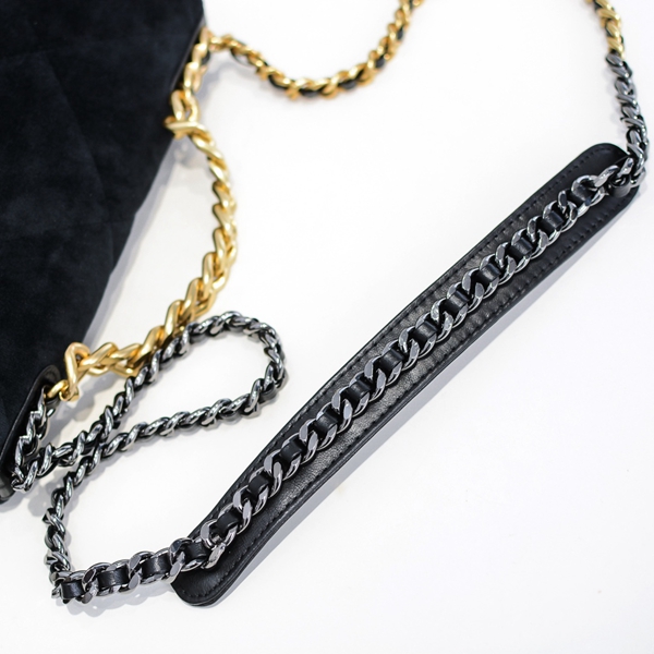 シャネルバッグ素材ディテール